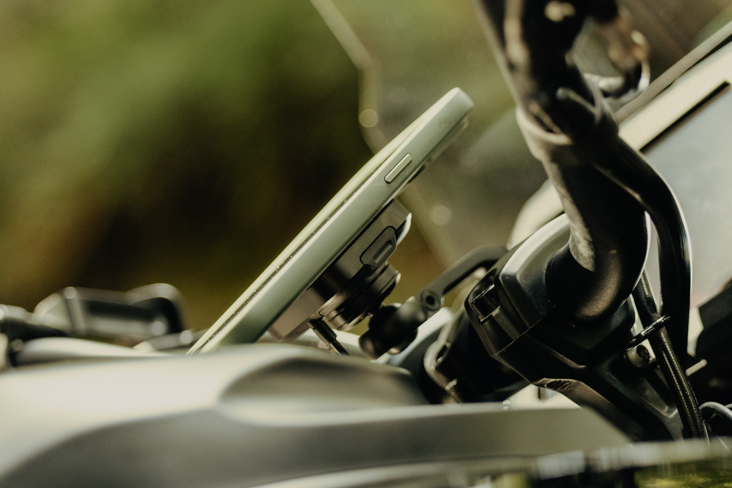 Peak Design Motorcycle Handlebar Mount