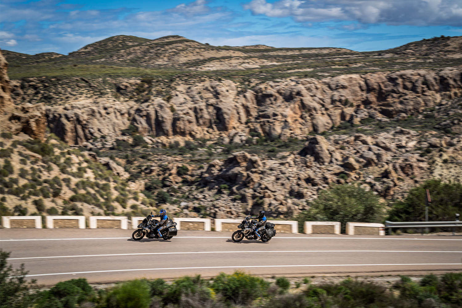 Supporto dispositivo Wunderlich per supporti di navigazione originali con supporto Peak Design