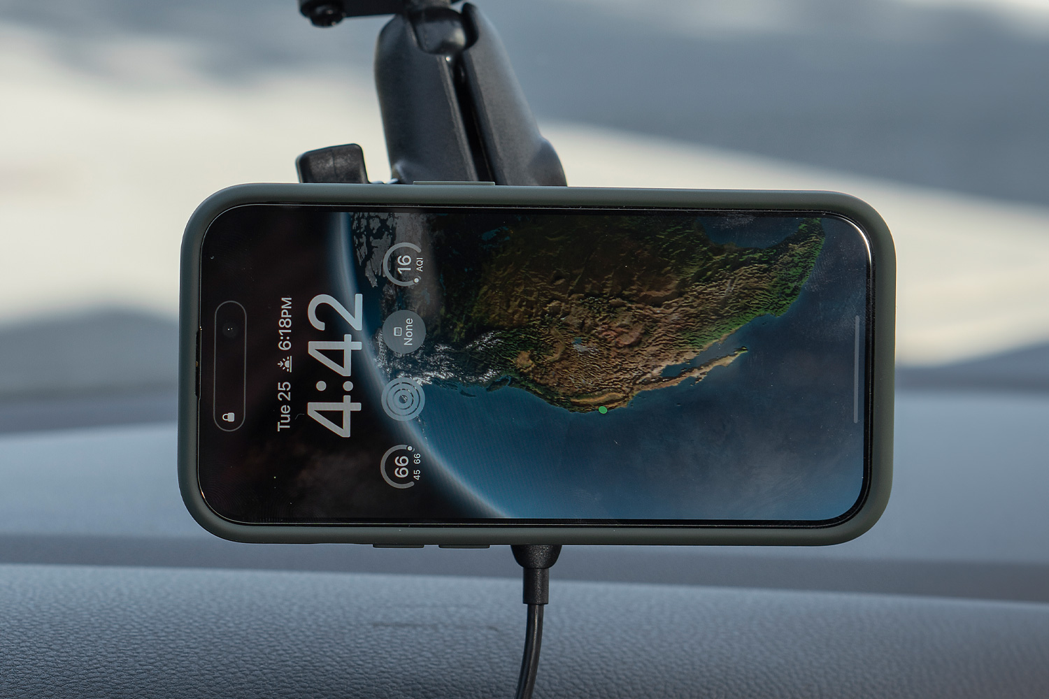 Adattatore a sfera per supporto auto Peak Design con ricarica Qi2