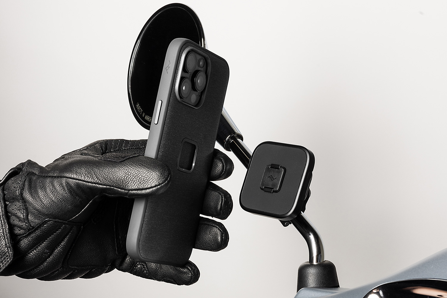 Peak Design Motorrad-Halterung für Spiegel-Montage