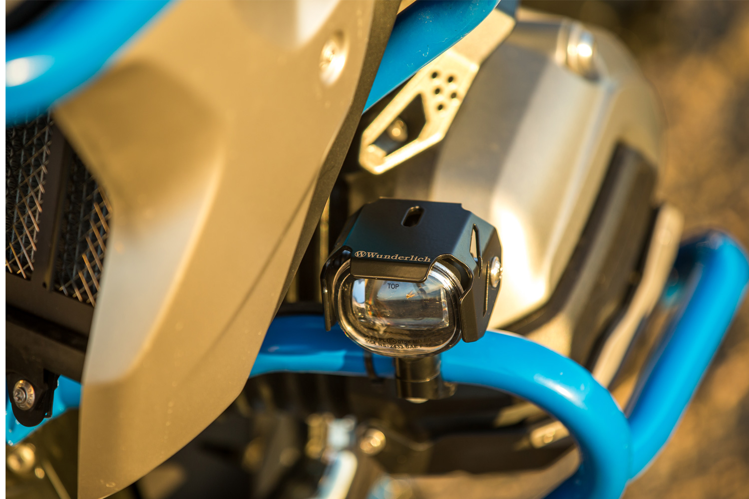 Wunderlich MICROFLOOTER LED auxiliary headlight for protection bar