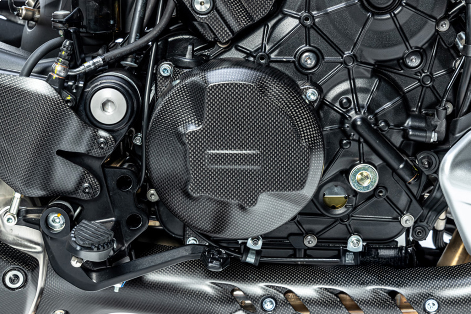 Copertura carter frizione Ilmberger in carbonio opaco – Ducati Multistrada V4