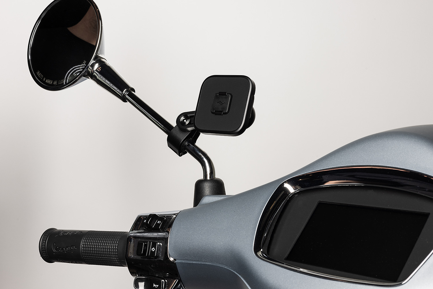 Peak Design Motorrad-Halterung für Spiegel-Montage